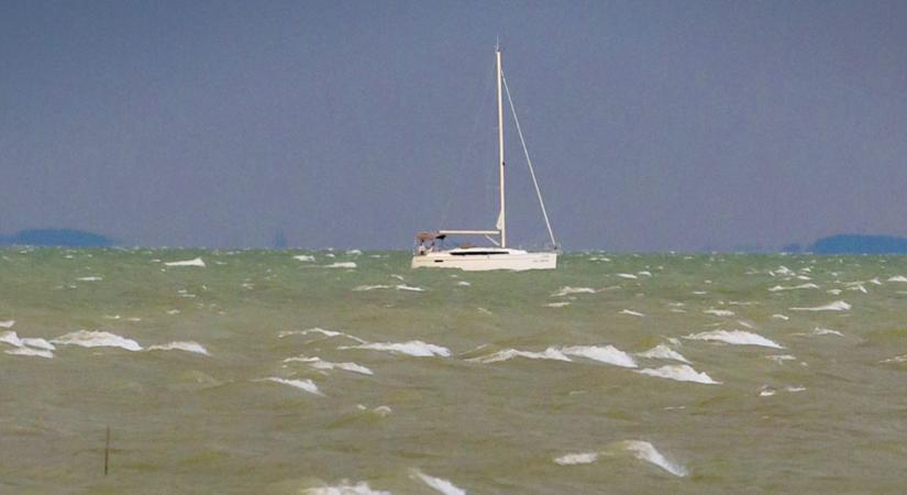 Életmentő szolgáltatás állt le a Balatonnál, a Velencei-tónál és a Tisza-tónál is