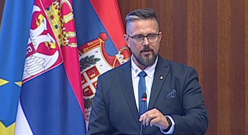 Juhász Bálint szerint rendben van, hogy Vajdaságot észak-szerbiai tartományként emlegessék