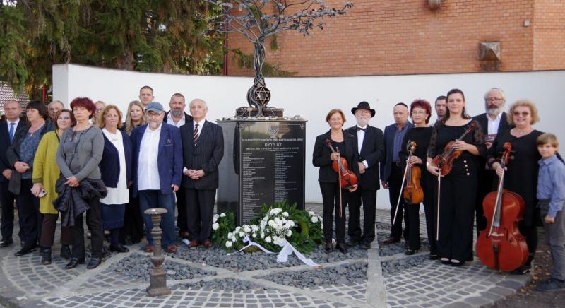 A holokausztra emlékeztek Kiskőrösön