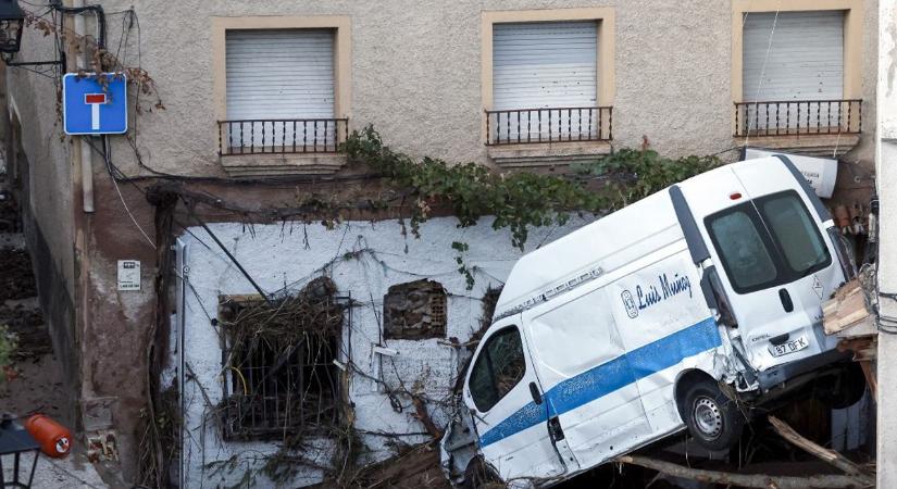 Valencia - már 70 áldozata van az esőnek