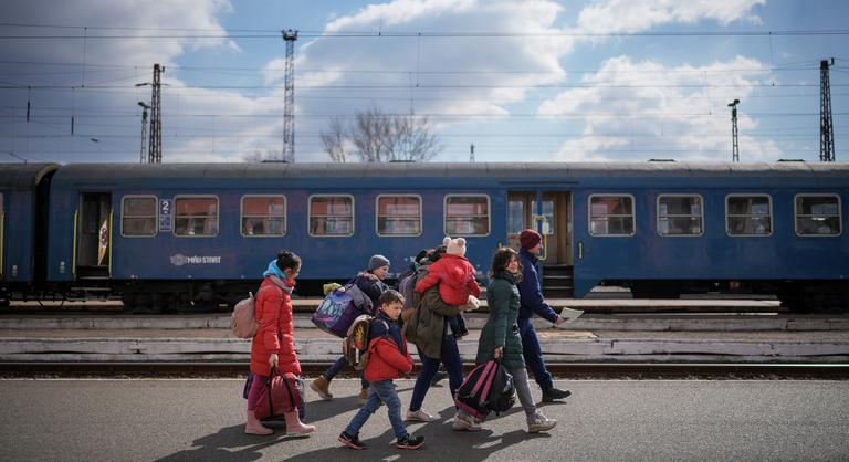 A magyar szociális rendszer falakat emel az ukrán menekültek elé