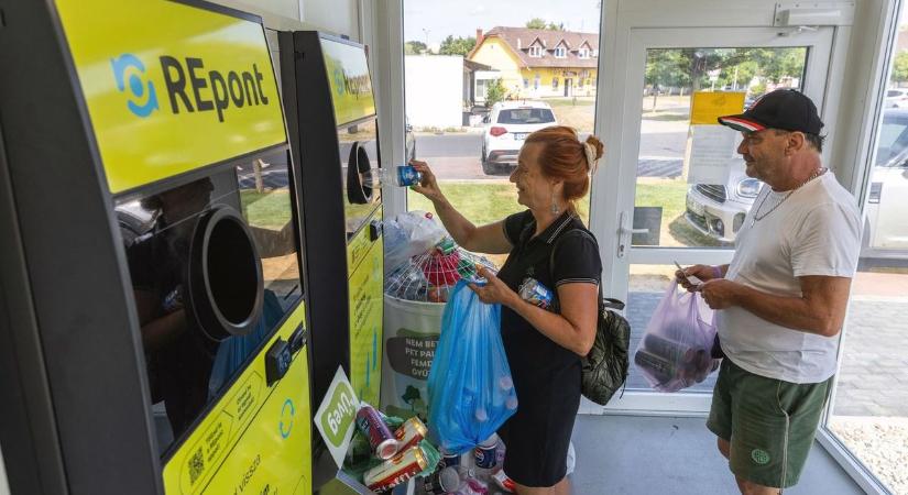 Bekeményített a MOHU: tranzakciónként maximum 100 db palack váltható vissza