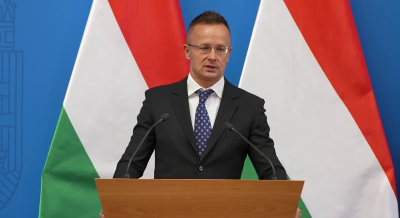 Szijjártó Péter: megdöbbenéssel értesültünk az újvidéki vasútállomáson bekövetkezett tragédiáról