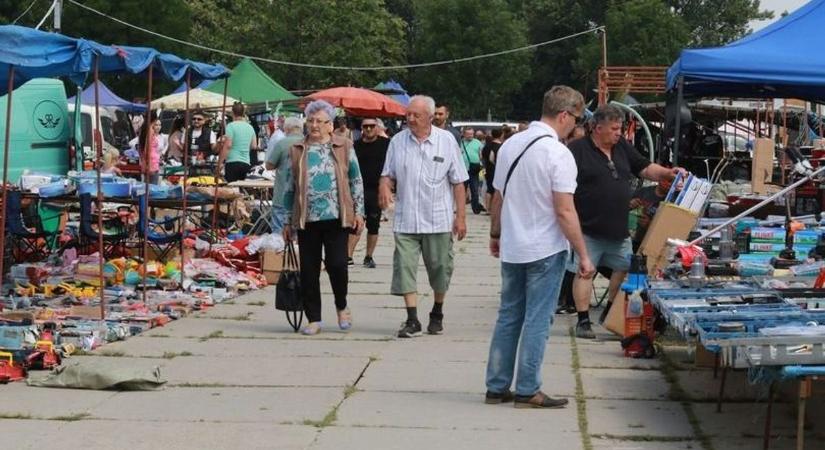 Szombaton és vasárnap is nyitva a miskolci zsibi