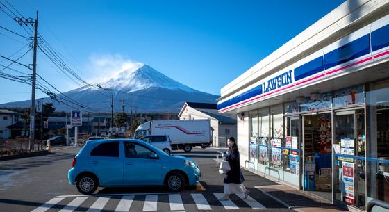 Szomorú rekord: soha nem volt olyan sokáig hósapka nélkül a japán Fudzsi-hegy, mint most