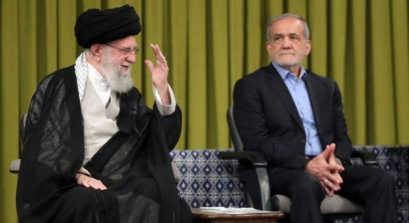 Hamenei ajatollah: „Irán lehengerlő válasszal felel Izrael és az USA fenyegetéseire”