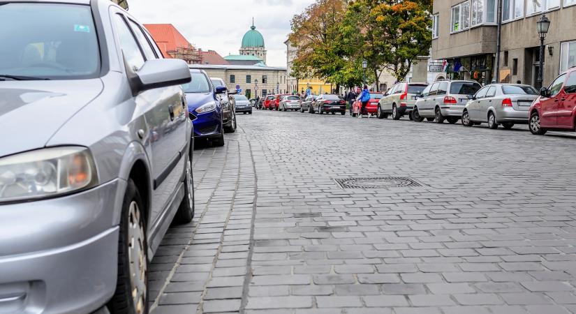 Még több helyen lesz fizetős a parkolás Budapesten