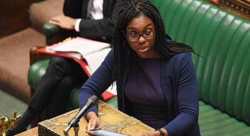 Kemi Badenoch lett a brit Konzervatív Párt új vezetője és miniszterelnök-jelöltje