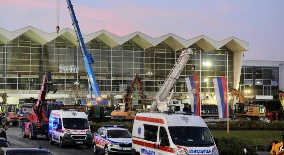 A kínai kivitelező szerint nem szerepelt a tervek között az újvidéki állomás leomlott előtetejének felújítása