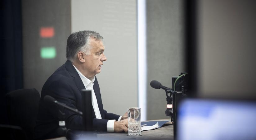 Orbán Viktor vasárnap reggel: "fontos, hogy a világ mindkét fele a kliensünk legyen"