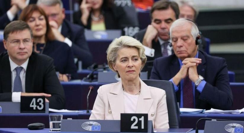 Szorul a hurok Von der Leyen körül: nem tudták elsikálni a Pfizergatet Brüsszelben – jön a tárgyalás