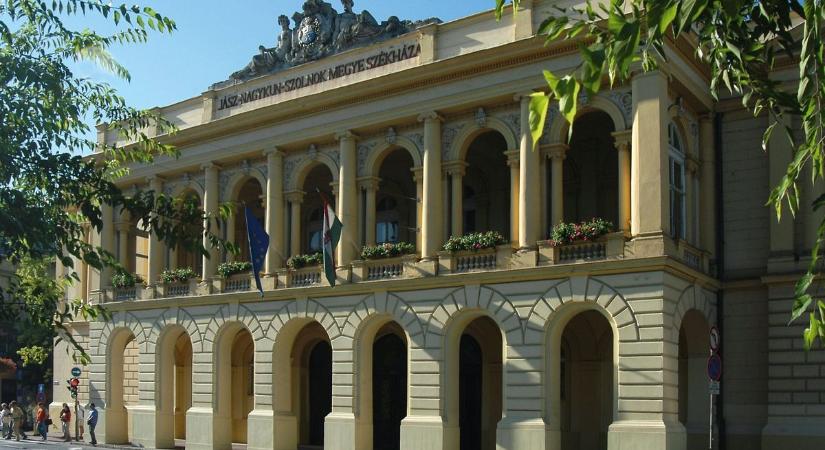 A magyar építészre emlékezünk, aki több vármegyei épületet tervezett