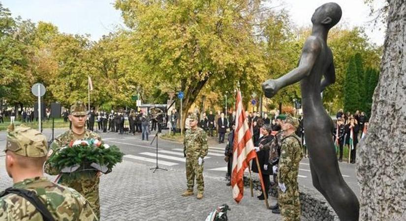 Gyalázkodó bejegyzésre reagált a polgármester