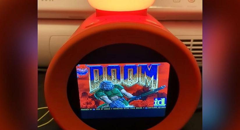 A Nintendo vadiúj ébresztőórájára is sikerült felhekkelni a Doom-ot