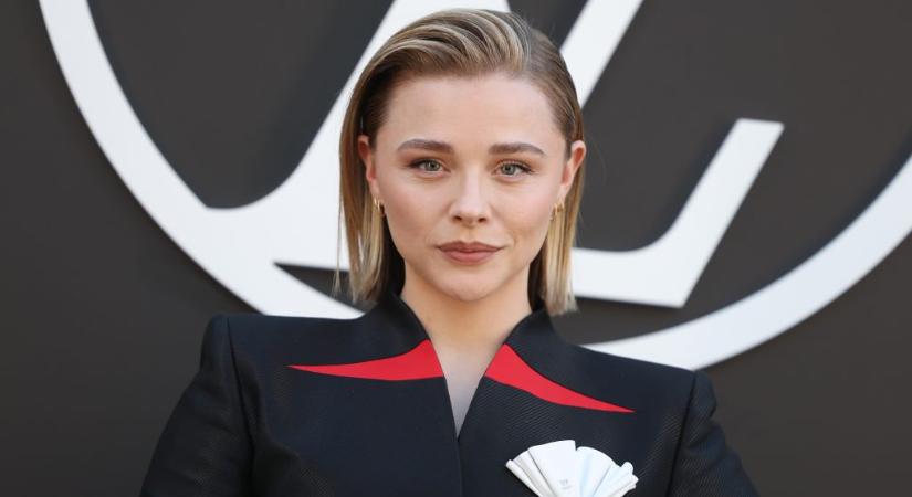 Kamala Harrist támogató posztjában coming outolt leszbikusként Chloë Grace Moretz