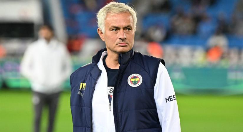 „Elaludt, vagy a teájával volt elfoglalva, de bűzlik, nem kérjük többet!” – Mourinho páros lábbal szállt bele a VAR-bíróba és a török futball rendszerébe