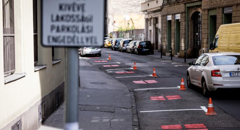 Újabb pesti kerületben jön 36 ezres parkolási díj