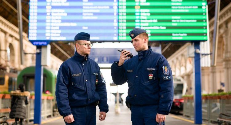 Vonatokon és pályaudvarokon razziáznak a hajdú-bihari rendőrök