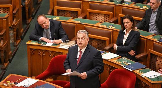 Kezdődik a "pofozkodás a parlamentben", Orbán Viktort kérdezik a képviselők – élő