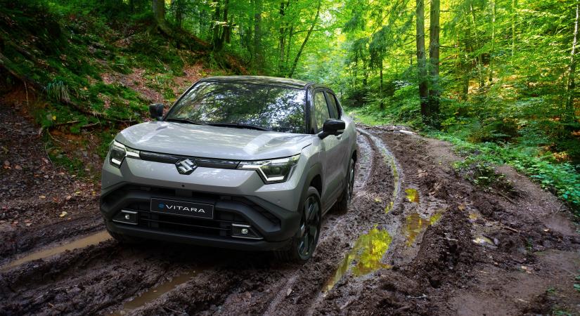 A Suzuki bemutatta első elektromos járművét, az e-VITARA-t