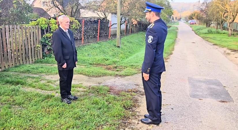 Rendőrautó vitte az utolsó munkanapjára