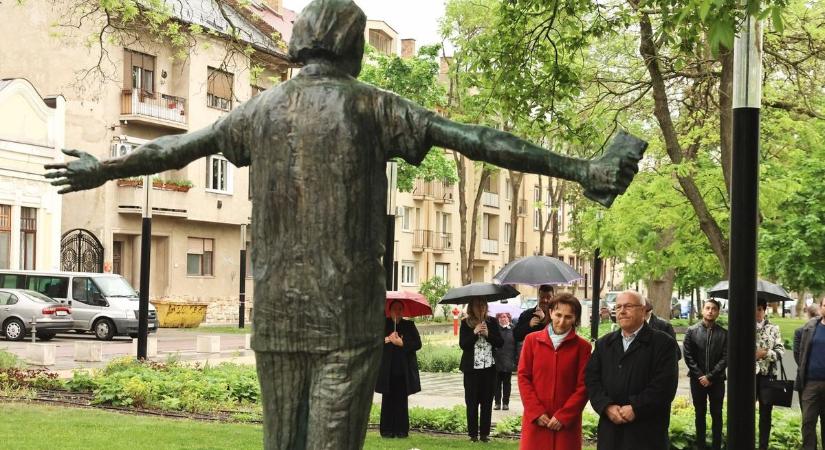 „A sokaság fia”: emlékkonferencia a Váci-centenáriumon