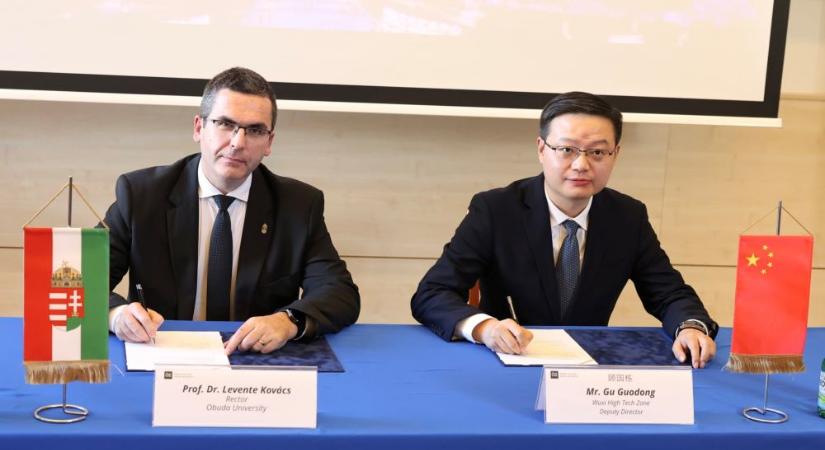 Az Óbudai Egyetem a kínai Wuxi High-Tech Zónával hoz létre innovációs központot