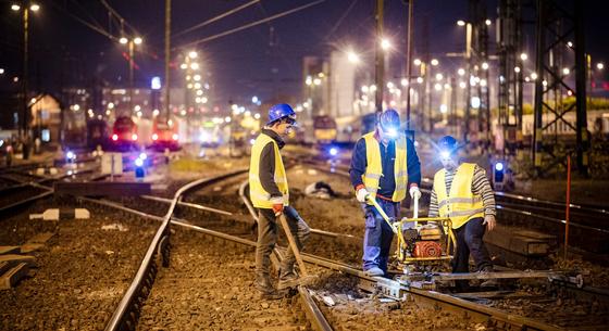 Elkezdték kicserélni a váltókat a Keleti pályaudvaron