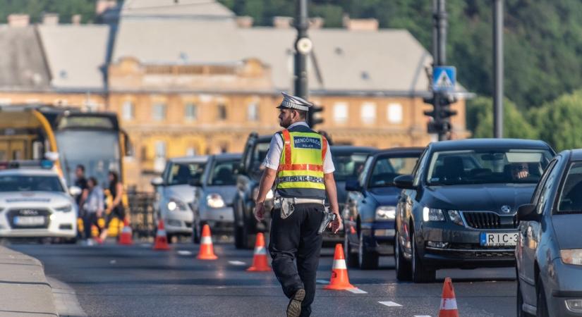 A rendőrség a közlekedők megértését és türelmét kéri: „Ideiglenes forgalmirend-változások lesznek Budapesten, káosz nem”