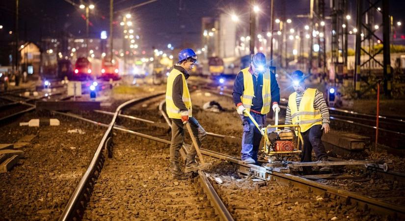 Begyorsított a MÁV – Azonnal elkezdődtek a felújítások a Keleti pályaudvaron