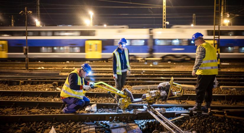 Elkezdték felújítani a Keleti pályaudvar váltóit