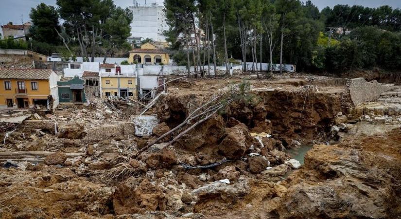 Spanyolországi áradások: Valencia 12 ezer milliárd forintból tudna újra talpra állni – videó