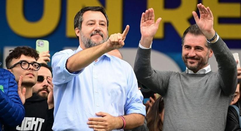 Salvini Trump mellé állt, az olasz baloldal teljes szívvel Harrist tolja