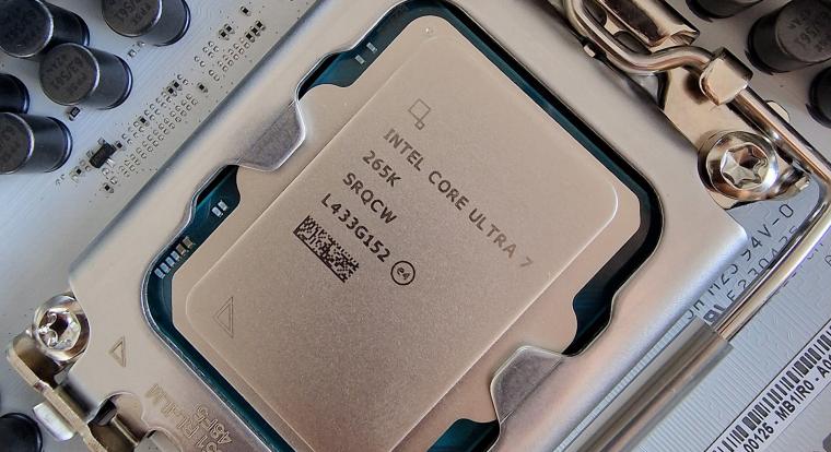 Intel Core Ultra 7 265K teszt - az Intel az asztalra csap