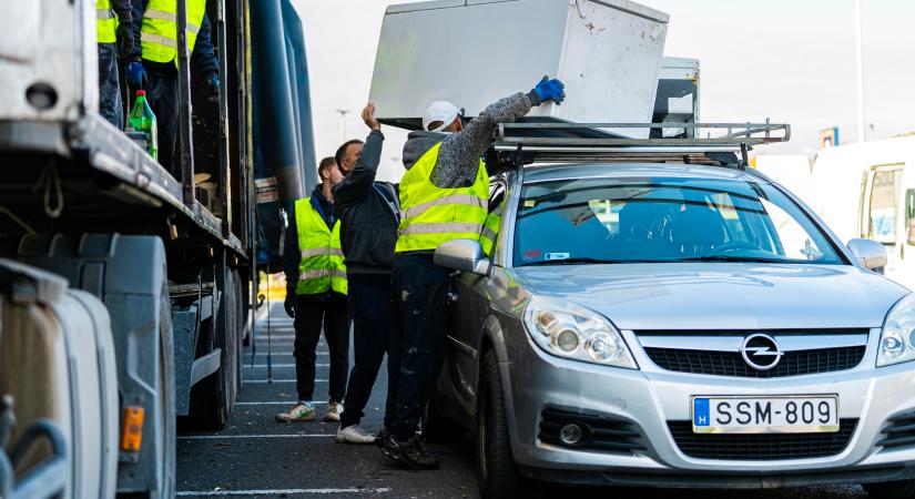 A vásárhelyiek 17,5 tonna hulladéktól szabadultak meg a Szeretem Vásárhelyt legutóbbi akcióján