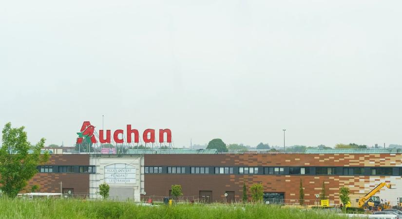 Több ezer dolgozóját küldi el az Auchan Franciaországban