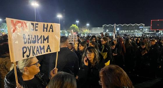 Kedden is több tízezren követelték a szerb elnök lemondását az újvidéki tragédia miatt