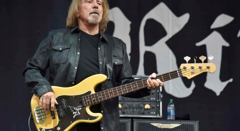 Díjat kapott aktivizmusáért Geezer Butler, a Black Sabbath vegán gitárosa