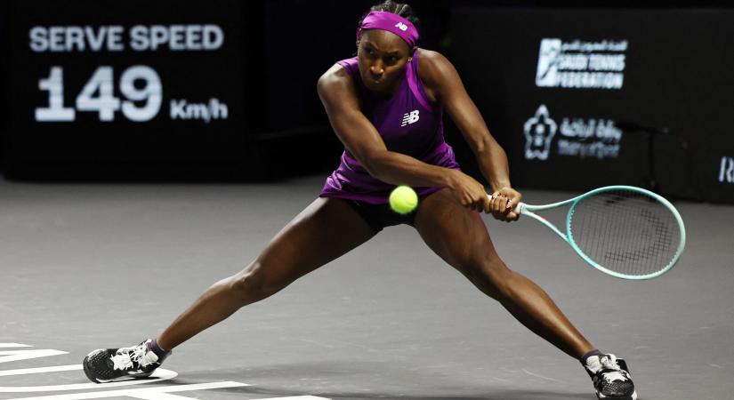 Gauff legyőzte nemezisét és bejutott az elődöntőbe a WTA-döntőn