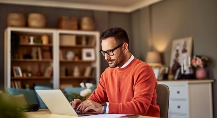 Ha nincs home office, menekülnek a diplomás dolgozók