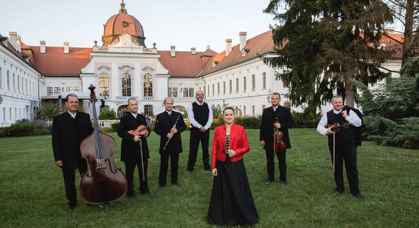 Százhúsz koncerttel a hátuk mögött Szalonna és Bandája erdélyi turnéra indul