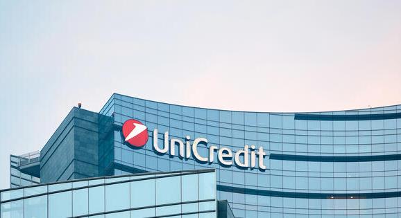 Ön UniCredit-ügyfél? Akkor most elégedetten dörzsölheti a tenyerét