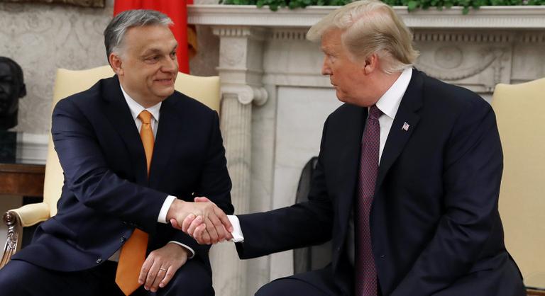 Orbán Viktor Best of Orbán videóval köszöntötte az újdonsült amerikai elnököt