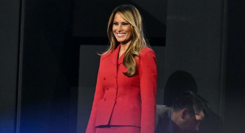 Káprázatos és kifinomult: ezt üzeni Melania Trump a ruháival