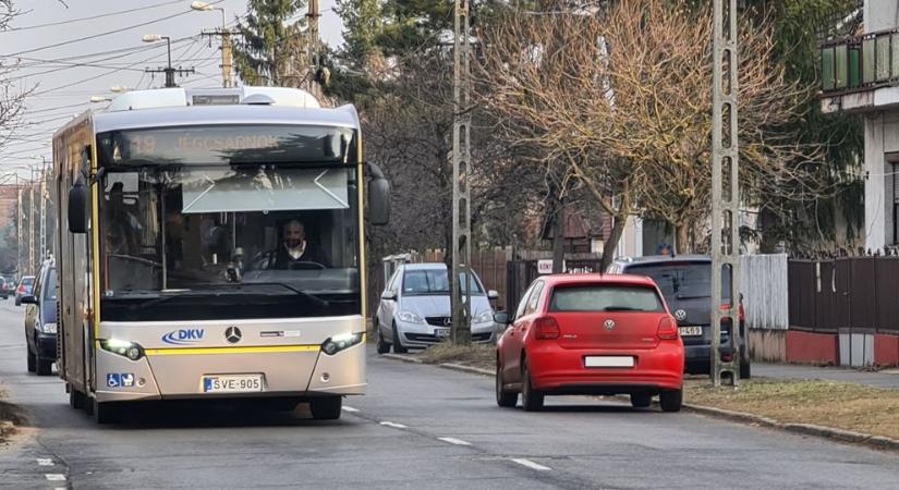 Folyatódnak a munkálatok a Diadal utcán Debrecenben