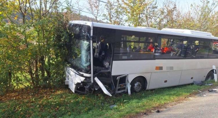 Meghalt a Tamásinál történt buszbaleset legsúlyosabb sérültje