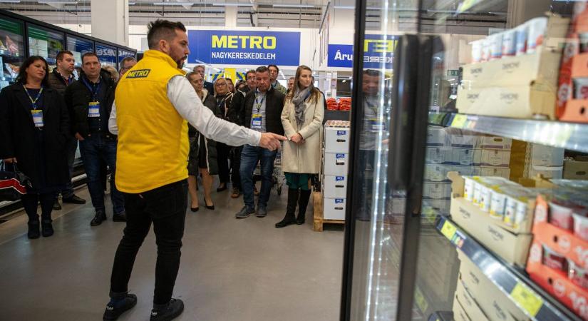 Megújult terekkel és kínálattal várja a vásárlókat a kecskeméti METRO áruház – galériával, videóval