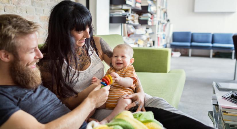 Így állnak most a magyarok a babaváró hitellel: elképesztő, mi történik a csúcstámogatással