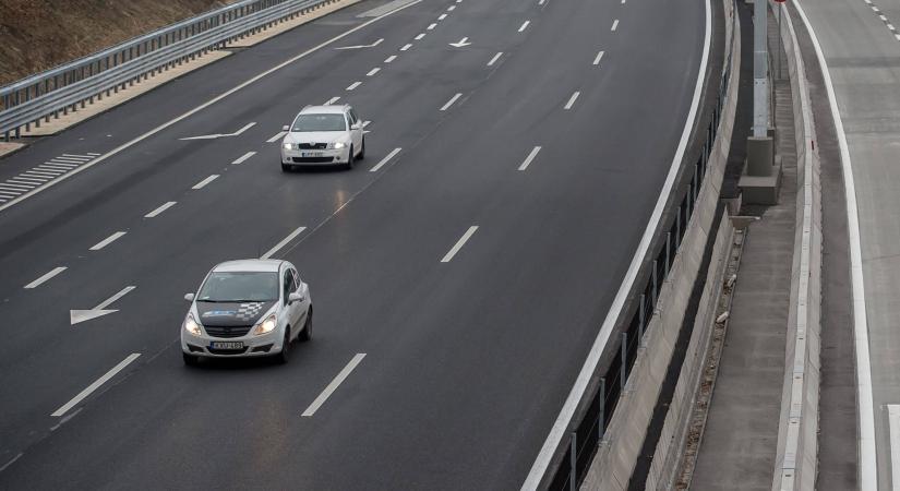 Gödöllő és Gyöngyös között hatsávosra bővítik az M3-ast