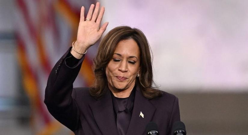 Kamala Harris Hillary Clintont plagizálta